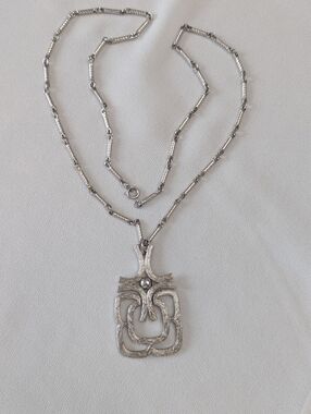 Avon Silver-Tone Mayan Pendant Necklace - Vintage (1974)